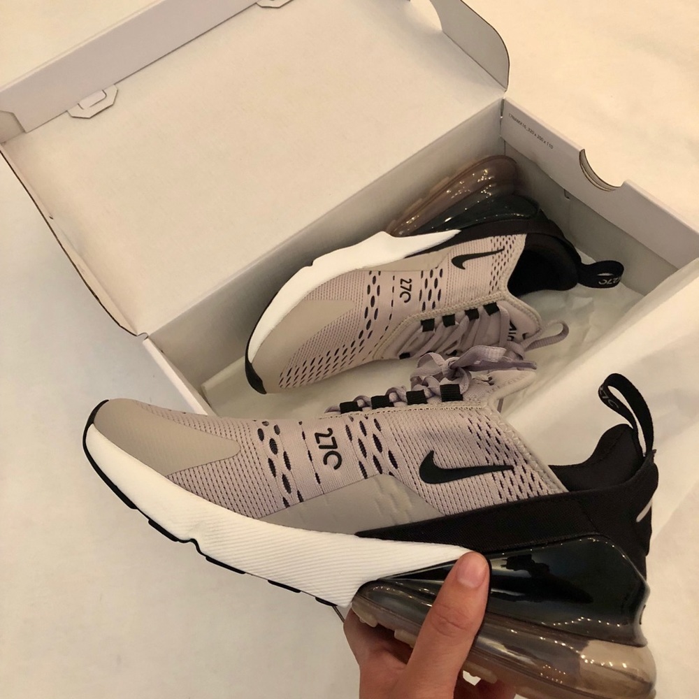 Nike Air Max 270